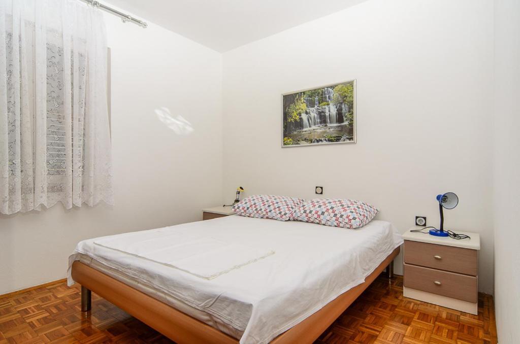 Apartmani Lovorka Punat Exterior foto